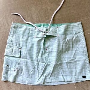 Carve Designs Aqua and White Skirt